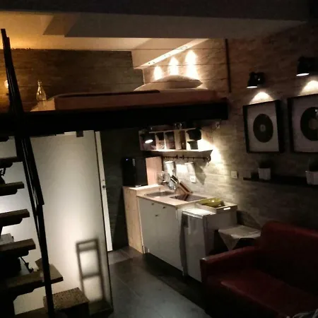 Studio 11 * Piran